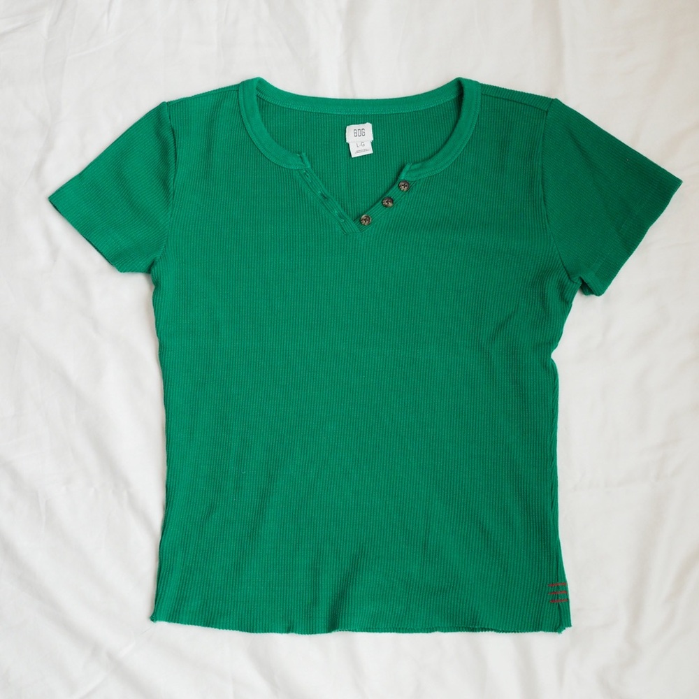 *SOLD* NWOT Urban Outfitters BDG Notched Henley Ribbed Tee